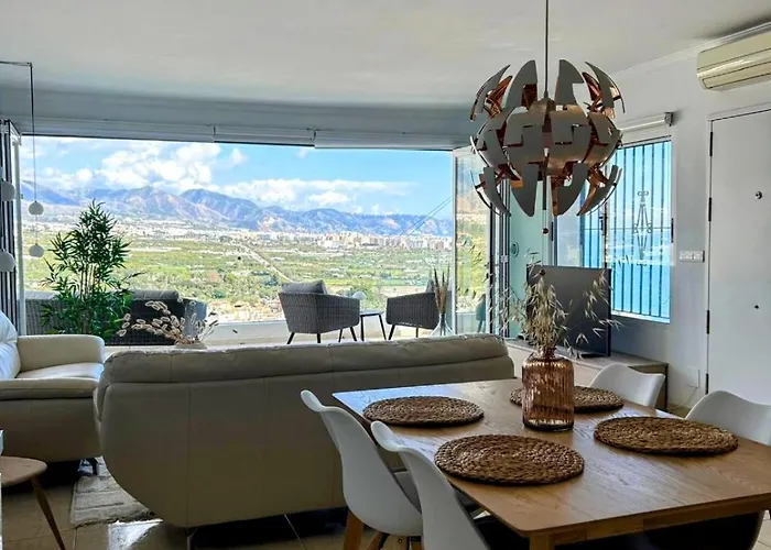 Eleanora-amazing Seaview *